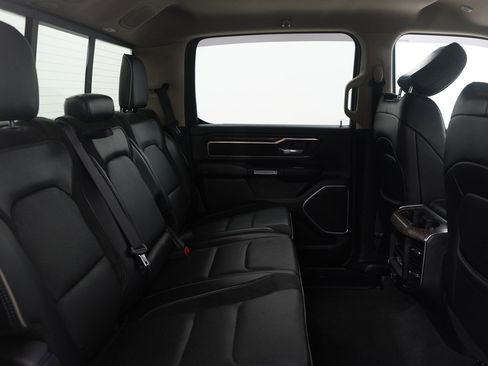 Used 2019 RAM 1500 Laramie image 11