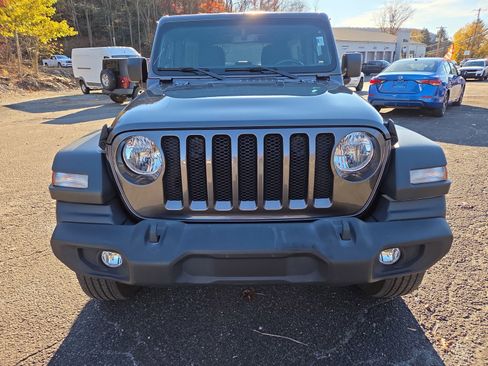 Used 2021 Jeep Wrangler Unlimited Sport image 7
