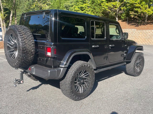 Used 2023 Jeep Wrangler Unlimited Sahara w/ Cold Weather Group AWD/4WD image 7
