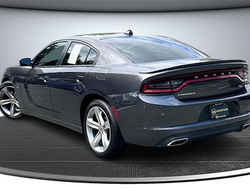 Used 2018 Dodge Charger R/T image 4