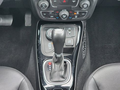 Used 2019 Jeep Compass Altitude image 16