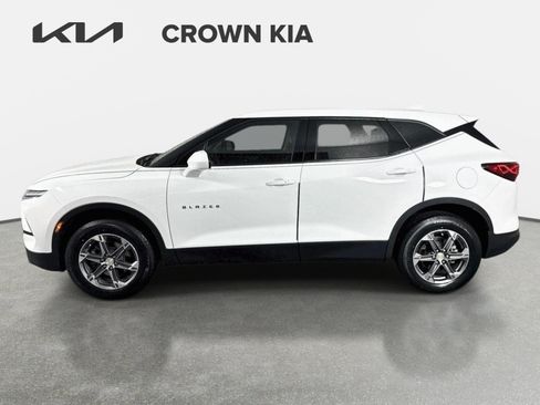 Used 2023 Chevrolet Blazer LT FWD image 9