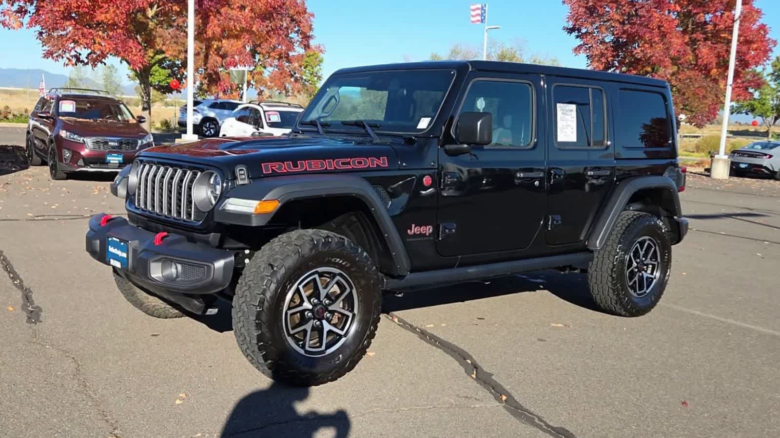 Used 2025 Jeep Wrangler Unlimited Rubicon AWD/4WD image 4