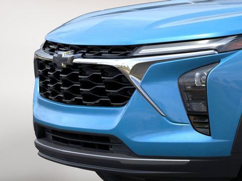 New 2026 Chevrolet Trax LT w/ LPO, Blackout Package FWD image 13