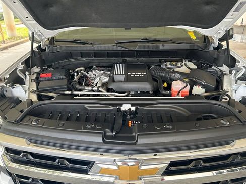 Used 2023 Chevrolet Silverado 1500 LT RWD image 11