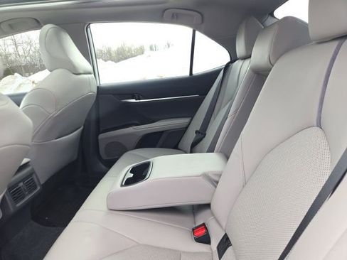 Used 2023 Toyota Camry XLE w/ Cold Weather Package image 30