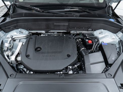 New 2026 Volvo XC90 B6 Ultra w/ Lounge Package image 9