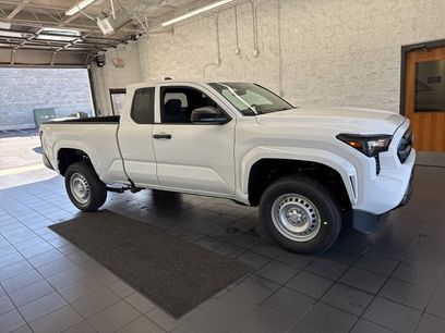 New 2025 Toyota Tacoma SR