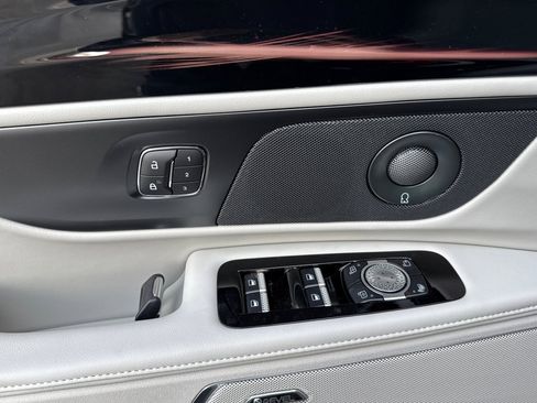 New 2026 Lincoln Nautilus Premier w/ Equipment Group 102A image 9