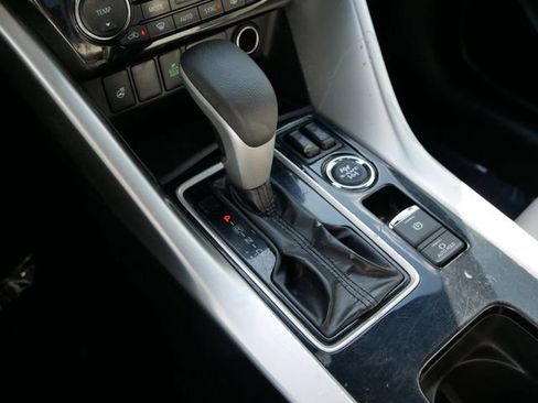 Used 2024 Mitsubishi Eclipse Cross SEL AWD/4WD image 22