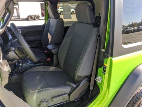 Certified 2025 Jeep Wrangler Sport S image 27