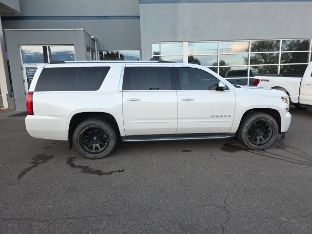 Used 2020 Chevrolet Suburban Premier AWD/4WD image 6