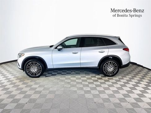 Used 2026 Mercedes-Benz GLC 300 4MATIC image 4