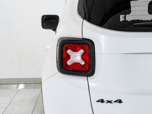 Used 2023 Jeep Renegade Trailhawk image 46