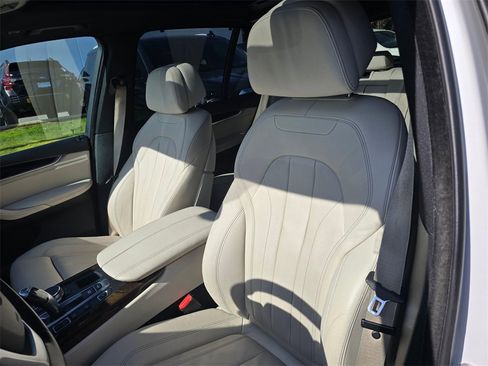 Used 2017 BMW X5 xDrive40e image 20