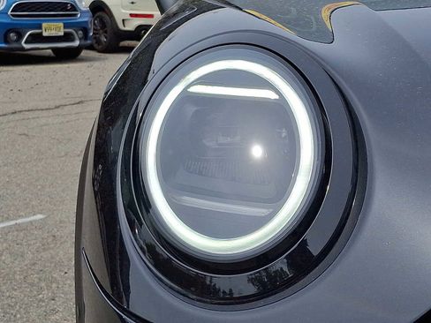 Certified 2025 MINI Cooper S image 9