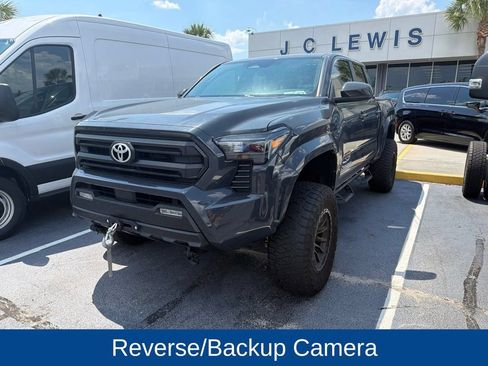Used 2024 Toyota Tacoma SR5 AWD/4WD image 3