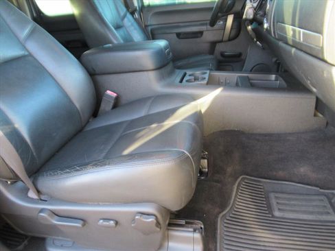 Used 2013 Chevrolet Silverado 1500 LT image 10