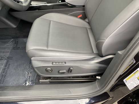 Certified 2023 Volkswagen ID.4 Pro S AWD/4WD image 38