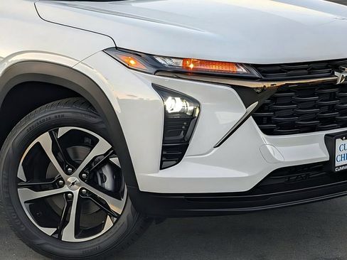 New 2026 Chevrolet Trax RS FWD image 3