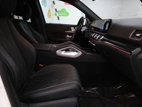 Used 2026 Mercedes-Benz Maybach GLS 600 4MATIC image 97