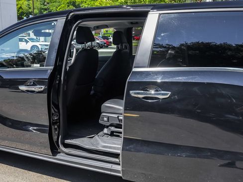 Used 2024 Honda Odyssey EX-L image 23