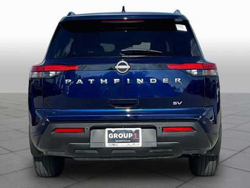 Used 2024 Nissan Pathfinder SV FWD image 5