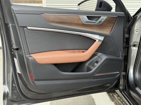 Used 2025 Audi A6 Premium Plus image 19
