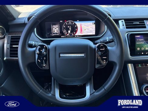 Used 2018 Land Rover Range Rover Sport HSE AWD/4WD image 9