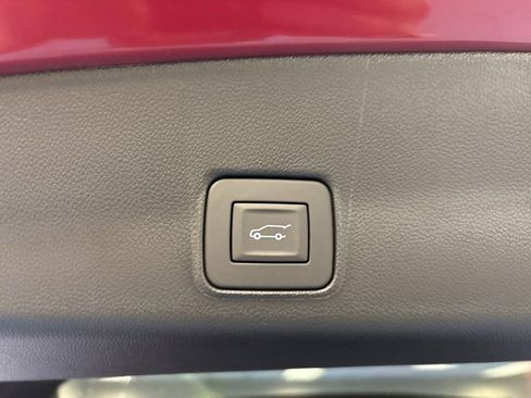 New 2026 Chevrolet TrailBlazer RS w/ Convenience Package FWD image 9