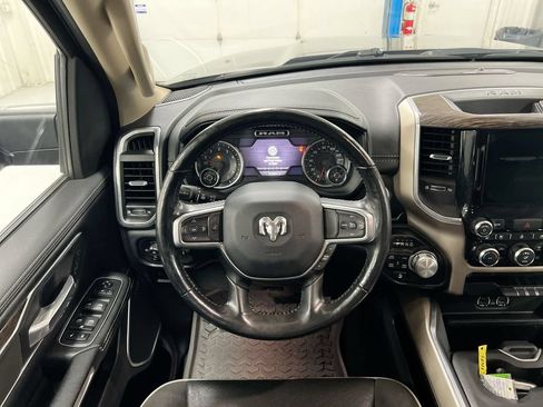 Used 2020 RAM 1500 Laramie AWD/4WD image 11