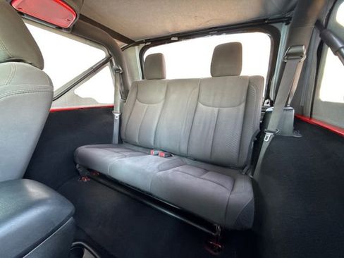 Used 2017 Jeep Wrangler Sport AWD/4WD image 11