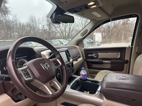 Used 2017 RAM 2500 Laramie image 18