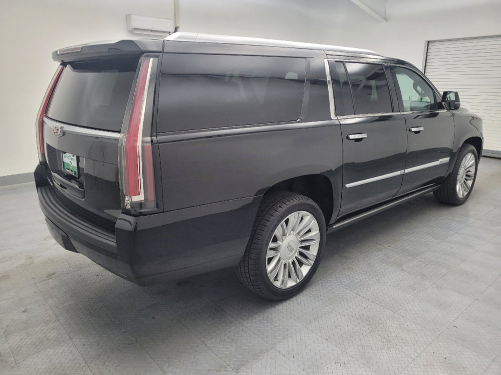 Used 2017 Cadillac Escalade ESV Platinum AWD/4WD image 10