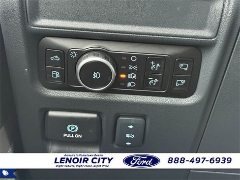 Used 2025 Ford F150 Lariat w/ Equipment Group 501A Mid image 22