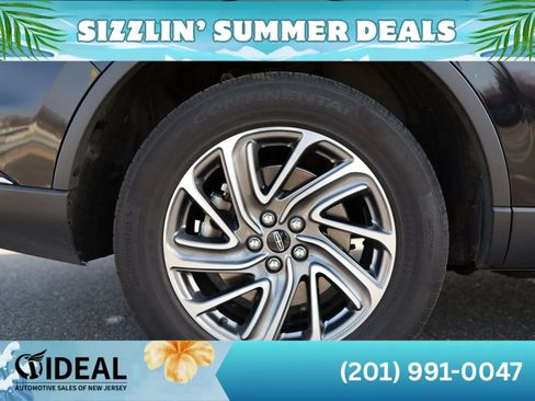 Used 2023 Lincoln Aviator AWD image 13