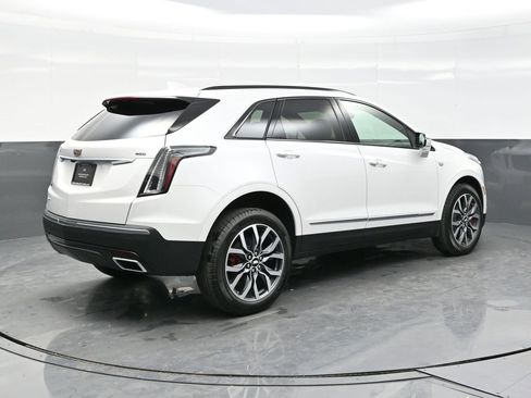 New 2025 Cadillac XT5 Sportv w/ LPO, Floor Liner Package image 7
