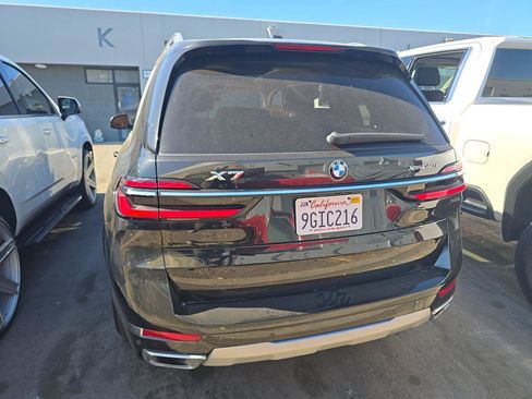 Used 2024 BMW X7 xDrive40i AWD/4WD image 5