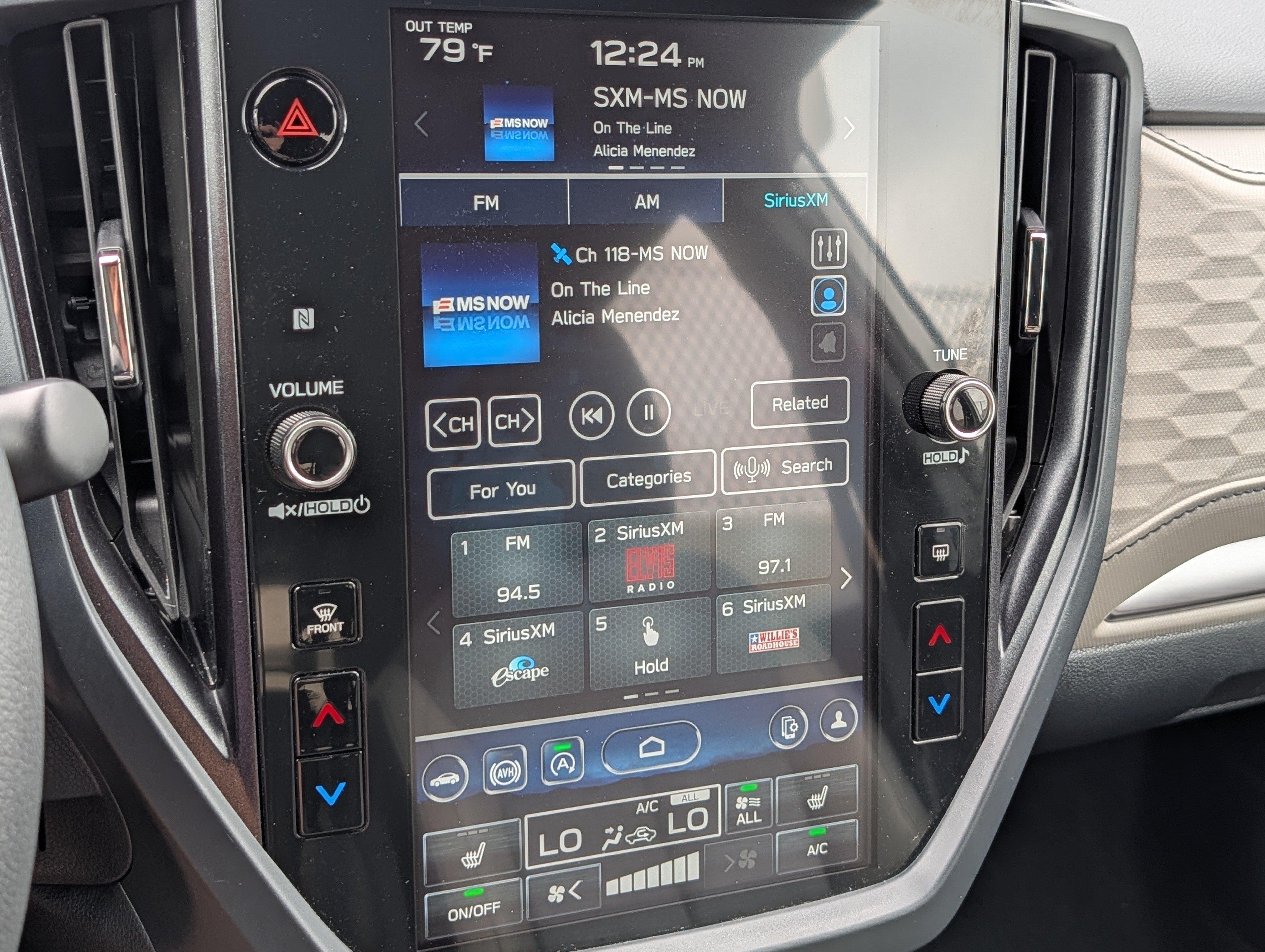 Certified 2025 Subaru Forester Premium AWD/4WD image 22