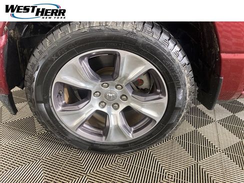 Used 2023 RAM 1500 Laramie AWD/4WD image 15