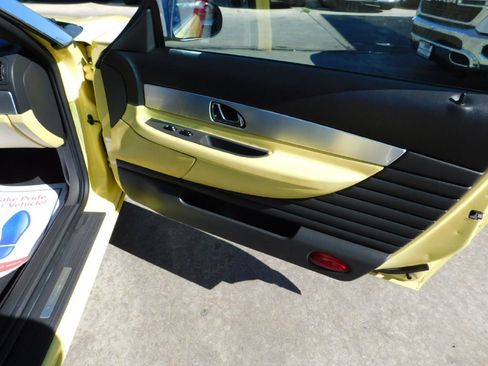 Used 2002 Ford Thunderbird image 14