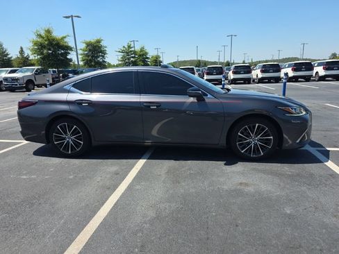 Used 2022 Lexus ES 350 w/ Premium Package FWD image 5