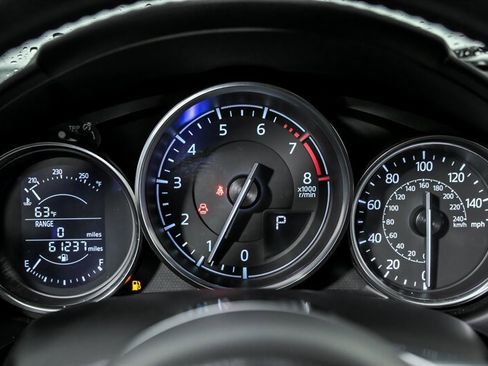 Used 2016 MAZDA MX-5 Miata Grand Touring image 24