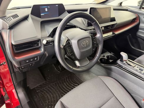 Used 2024 Toyota Prius Prime FWD image 18