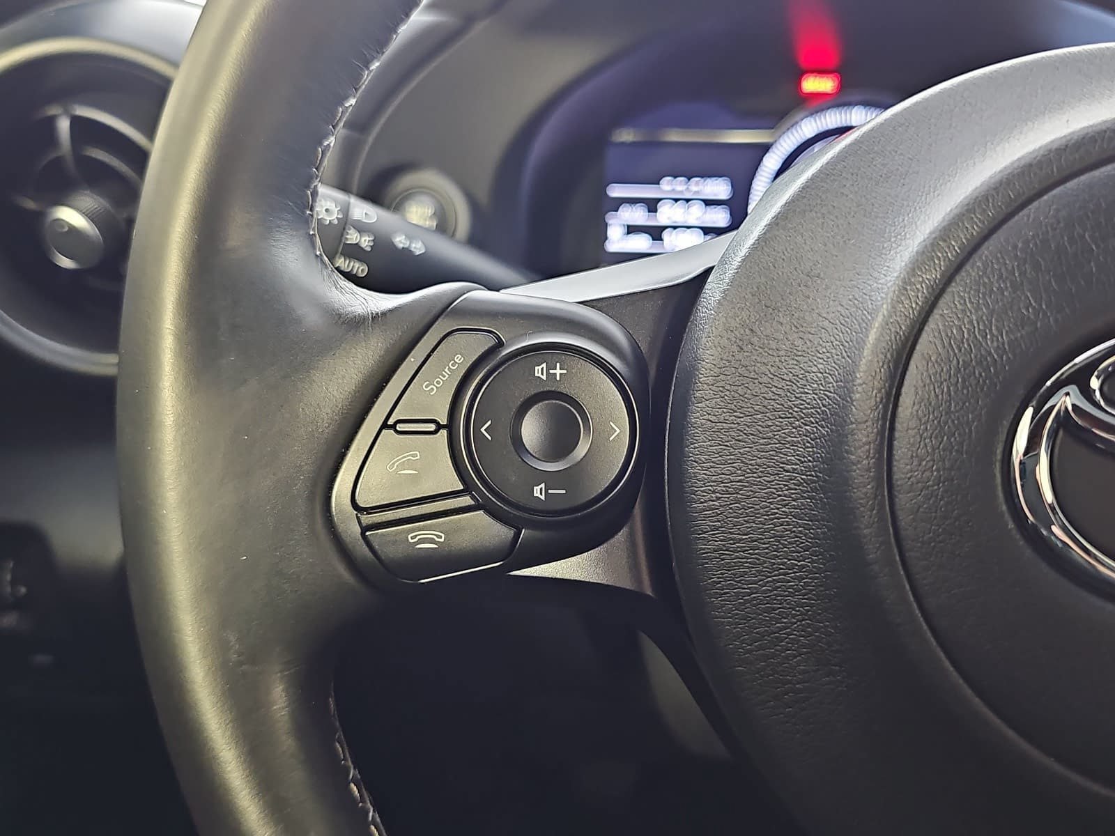 Used 2024 Toyota GR86 RWD image 16