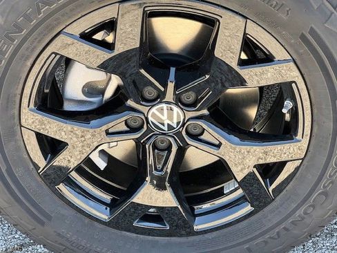 New 2026 Volkswagen Atlas Peak Edition image 10