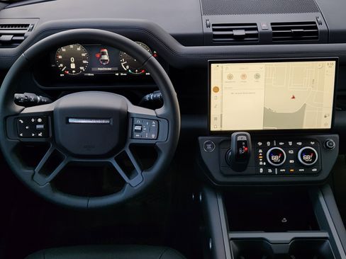 New 2026 Land Rover Defender 110 S image 30