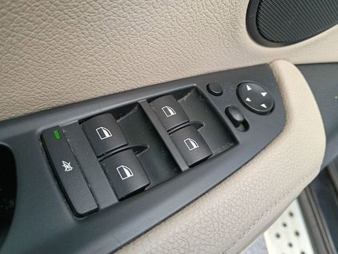 Used 2012 BMW X5 xDrive35i image 12