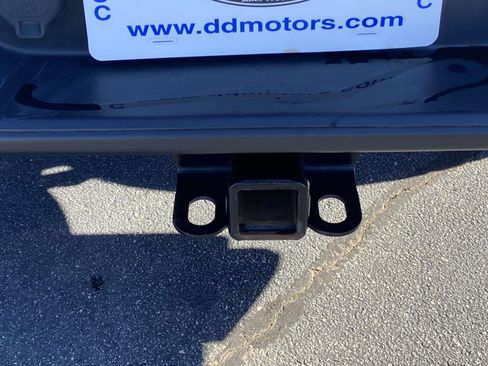 Used 2020 Jeep Gladiator Overland w/ Trailer Tow Package image 9