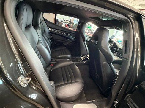 Used 2016 Porsche Panamera GTS AWD/4WD image 35
